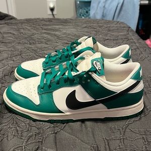 Nike Dunk Low SE Lottery Pack Malachite Green